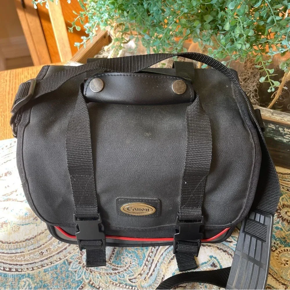 Canon camera bag Vintage shoulder bag adjustable inserts black red